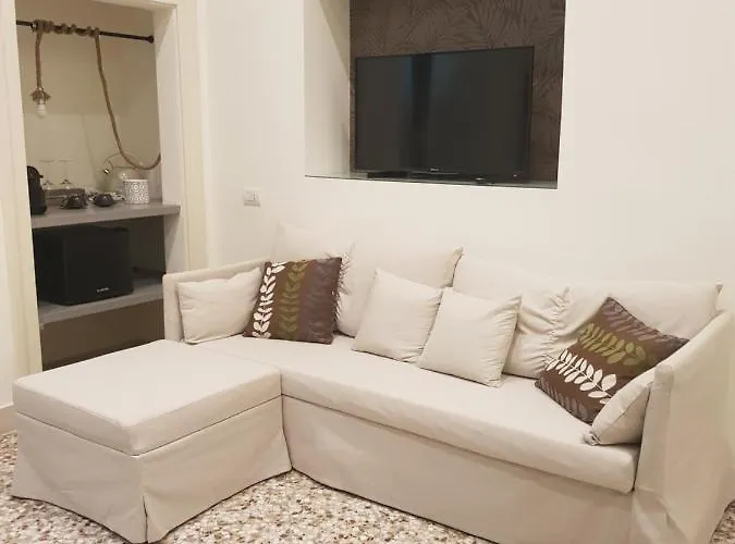 Mammadada Charm Bari